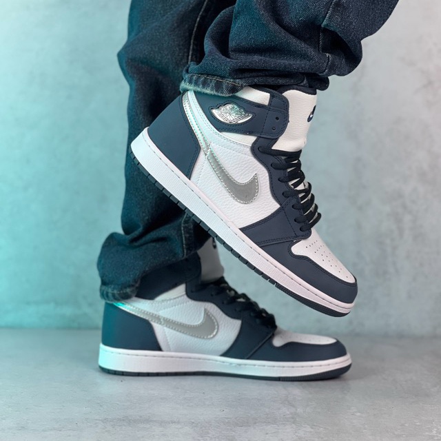 جردن ۱ ساقدار میدنایت | Jordan 1 High Midnight