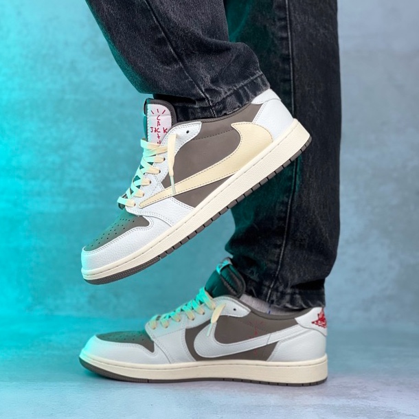 جردن ۱ ترویس ریورس موکا | Jordan 1 Low Travis Revers Mocha